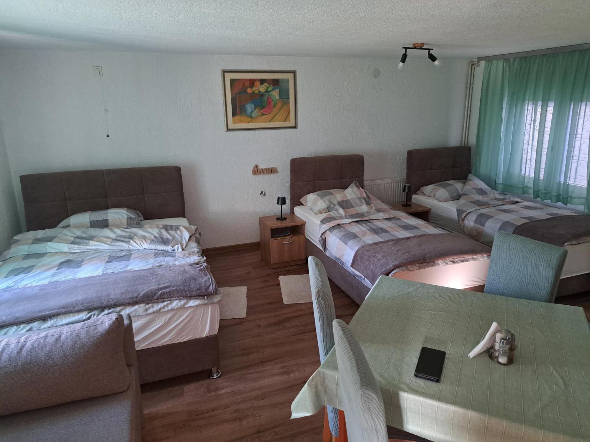 Studio Apartmani "Stimac" Garesnica Экстерьер фото