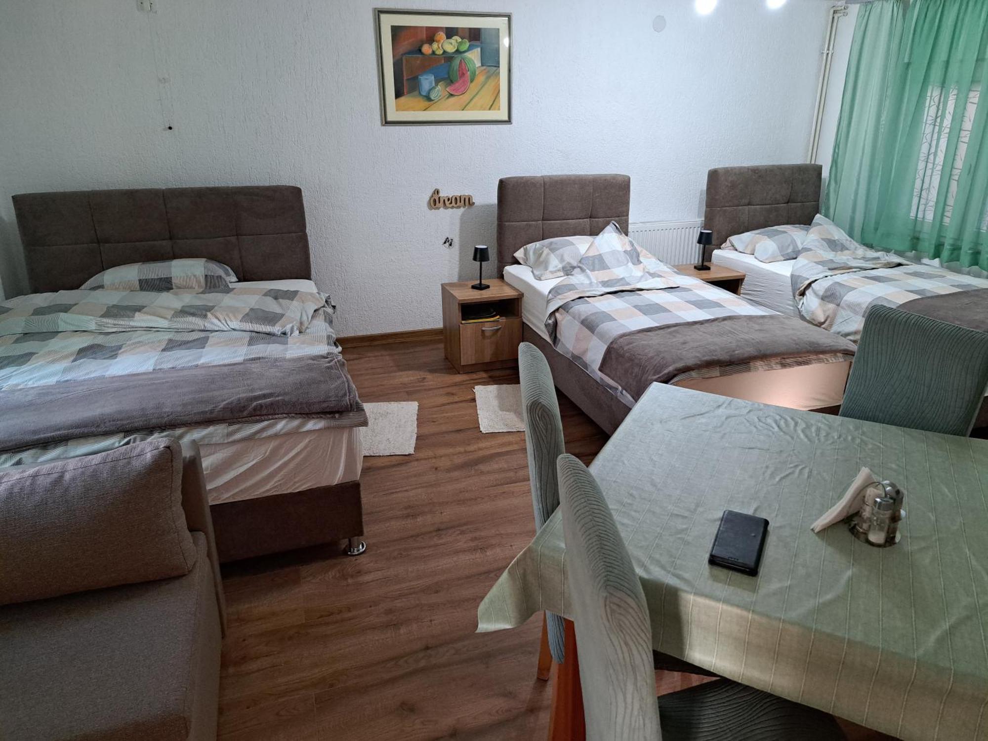 Studio Apartmani "Stimac" Garesnica Экстерьер фото