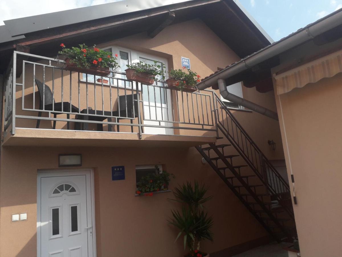 Studio Apartmani "Stimac" Garesnica Экстерьер фото